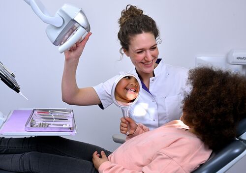 Zo brengen we de lach in uw praktijk! Foto Infomedics