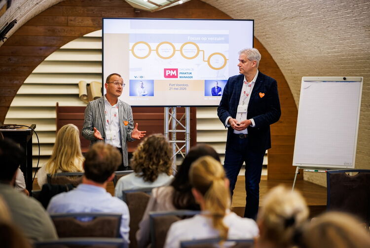 Marc d'Ancona en Michel Fortman: ‘In deze tijd met oplopend verzuim hebben praktijken alle baat bij vroegtijdige signalering en preventie door stevige praktijkmanagers.’ (Foto: Ewald Geerdink) 