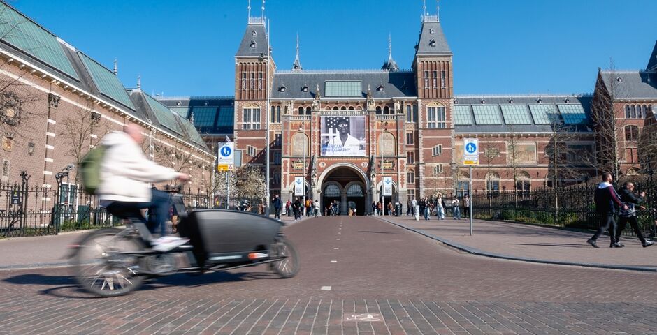 Studenten brengen mondzorg bij kwetsbare ouderen aan huis – per bakfiets