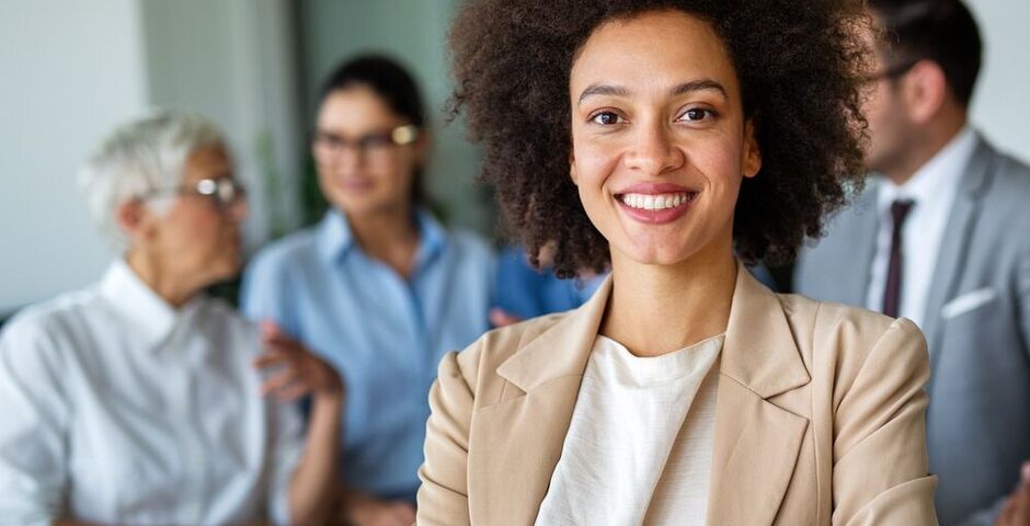 'Een werkomgeving waarin samenwerking, waardering en ruimte voor eigen ideeën centraal staan, draagt direct bij aan duurzame inzetbaarheid én aantrekkelijk werkgeverschap.' (Foto: Shutterstock)