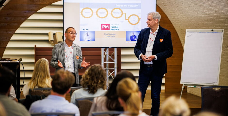 Marc d'Ancona en Michel Fortman: ‘In deze tijd met oplopend verzuim hebben praktijken alle baat bij vroegtijdige signalering en preventie door stevige praktijkmanagers.’ (Foto: Ewald Geerdink) 