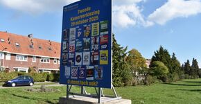 Bord met verkiezingsposters (Foto: Shutterstock)