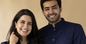 Tandartsen Lela Bidar en Alireza Fadaei: 'We zitten in een centrum met huisartsen, diëtisten en apothekers. Met hen willen we graag samenwerken aan passende zorg.' (Foto: Tandartspraktijk BIDENT)