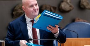 Minister Thierry Aartsen: 'Wie conform die spelregels werkt, weet zeker dat er als zelfstandige kan worden gewerkt.' (Foto: Shutterstock)